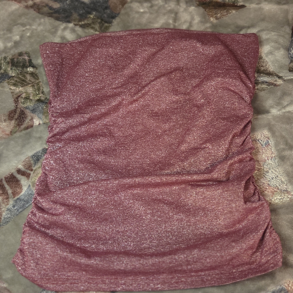 Vanity Metallic Burgundy Top